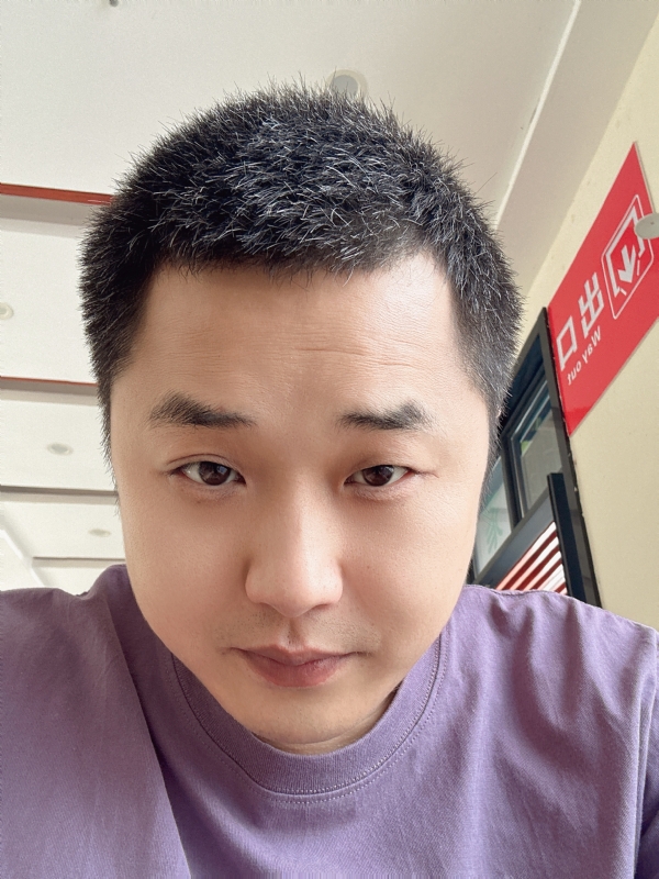五是五的第一张照片--江西闪婚服务中心